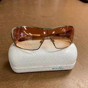 Oakley Dart Sunglasses with Gold Frame